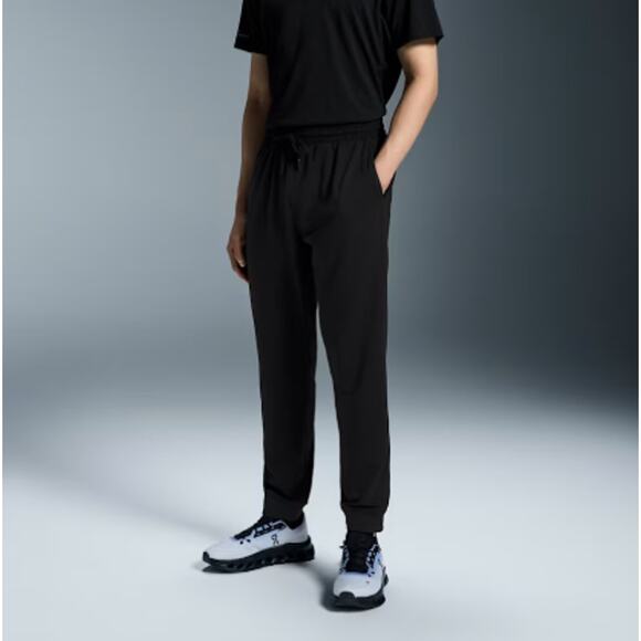 ON Men's Black Movement Joggers Size XS - Picture 1 of 9